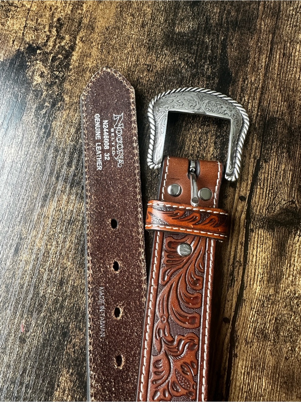 NOCONA Belt Co. Genuine Leather Western Belt Engraved Silver Buckle (32)